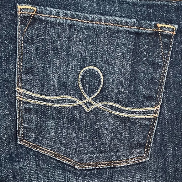 Lucky Brand Jeans | Sofia Boot Style - Picture 9 of 16